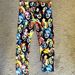 Marilyn Monroe leggings Size XL